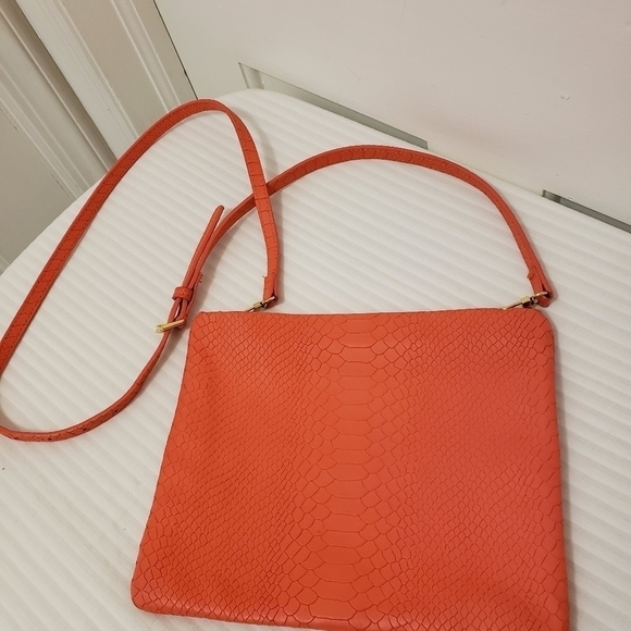 Gigi New York Salmon in color Leather Crossbody Snakeprint, colorful - Picture 3 of 5